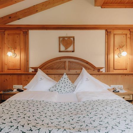Hotel Hirschen Зилбертал Екстериор снимка