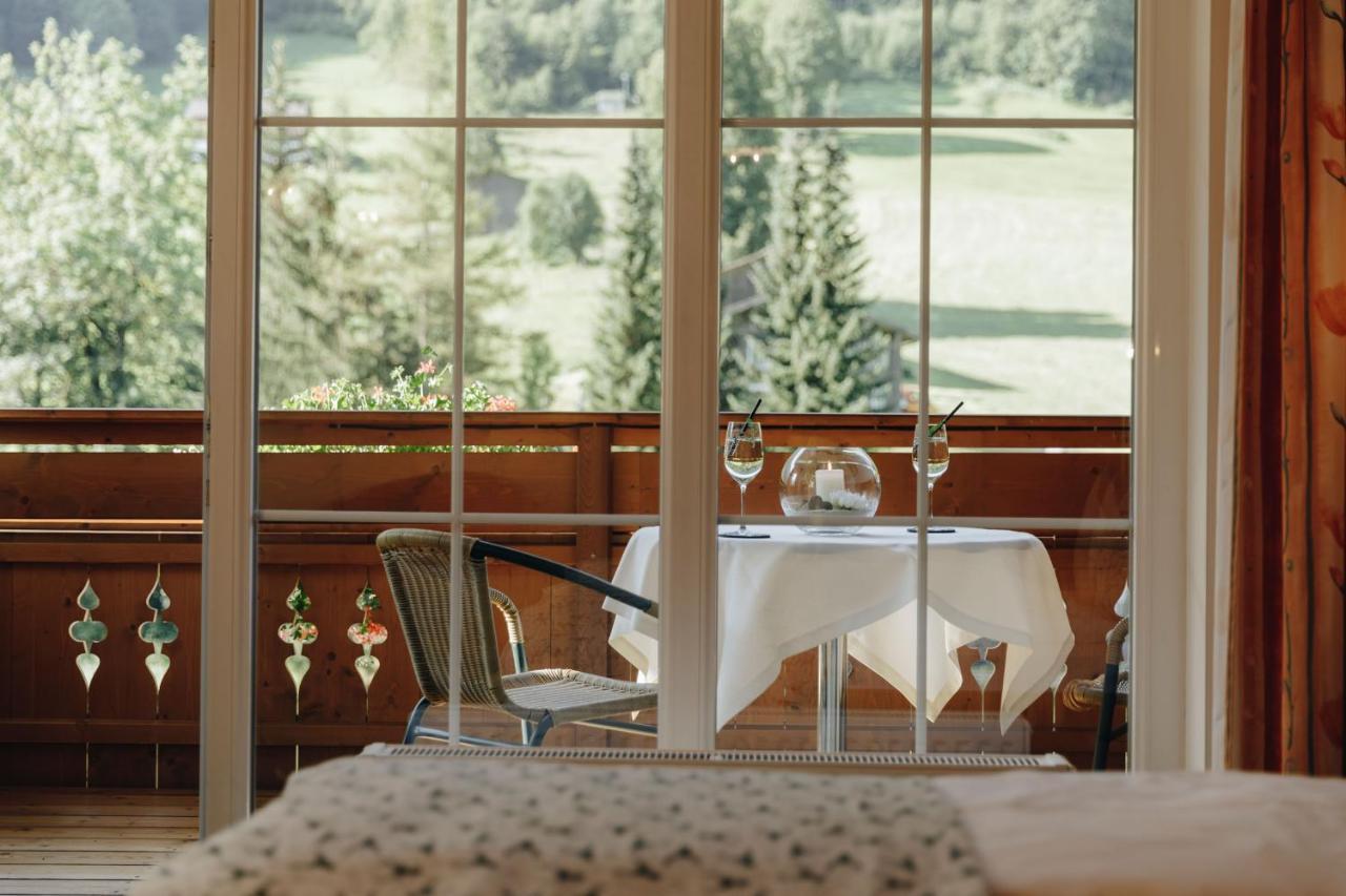 Hotel Hirschen Зилбертал Екстериор снимка