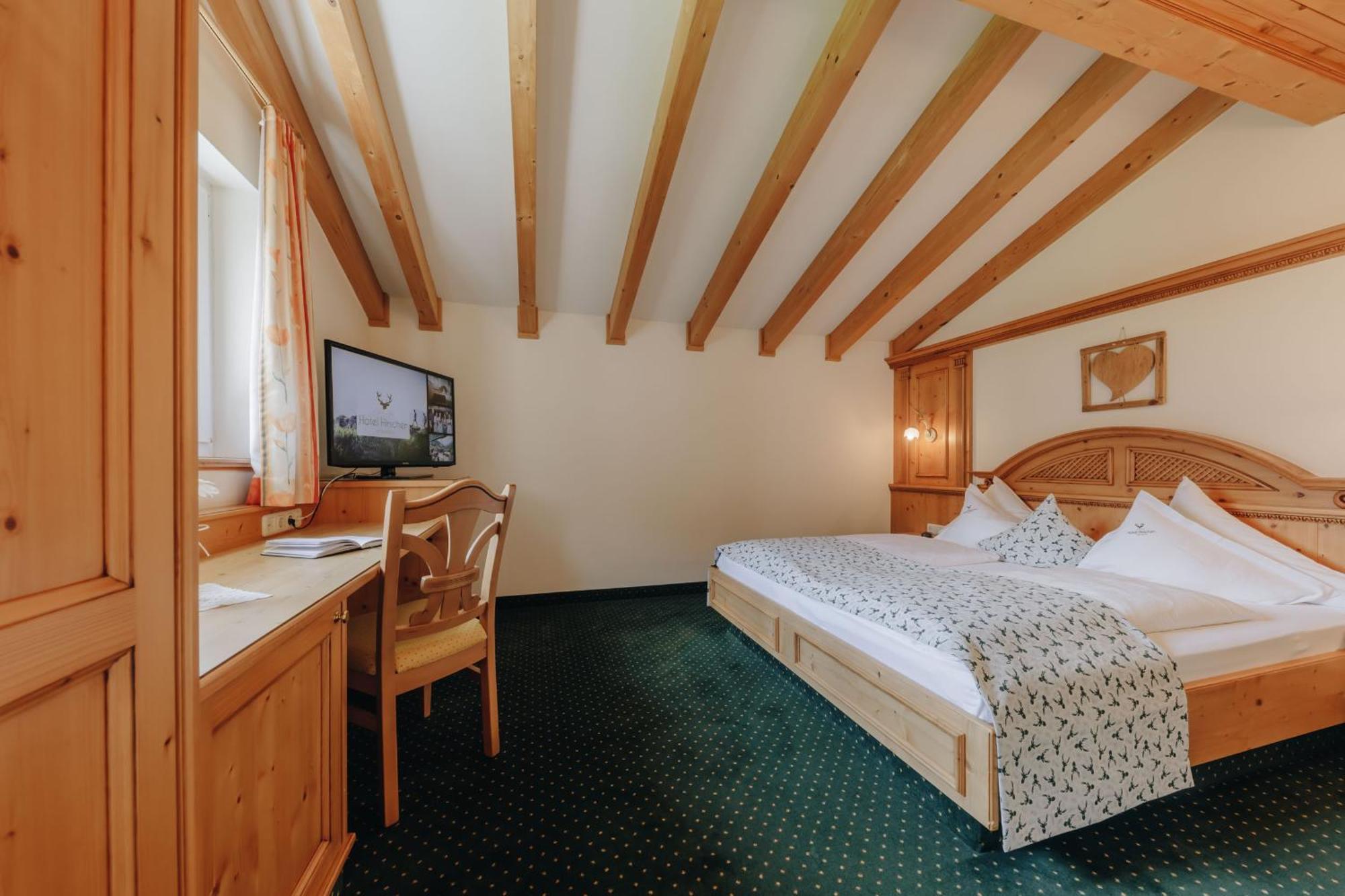 Hotel Hirschen Зилбертал Екстериор снимка