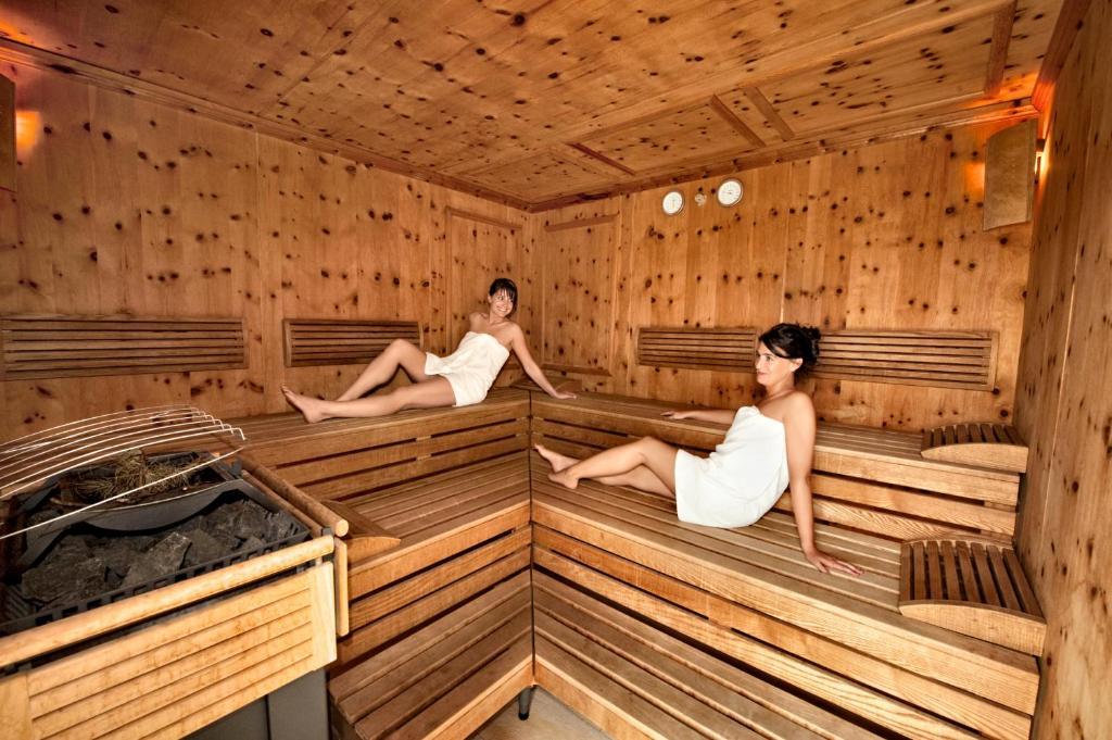 Hotel Hirschen Зилбертал Екстериор снимка